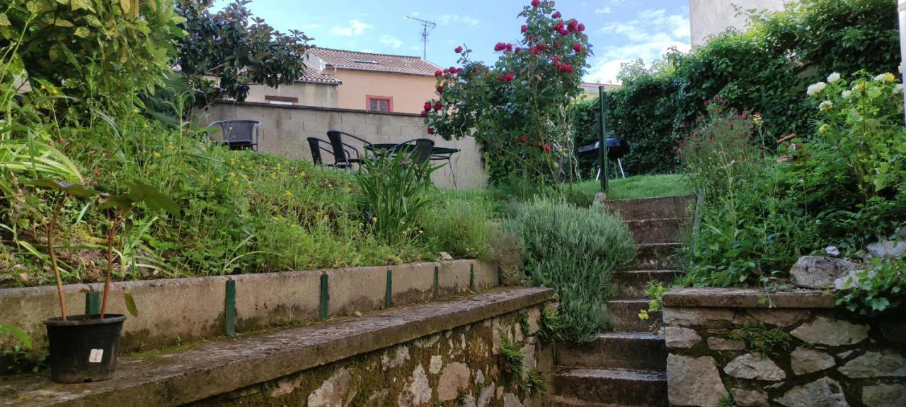 Le sas de Fanny - chambres d'hôtes Limoges Exterior foto